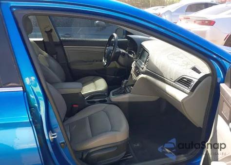 2017 Hyundai Elantra Limited из США, поврежденный, VIN 5NPD84LF0HH104617